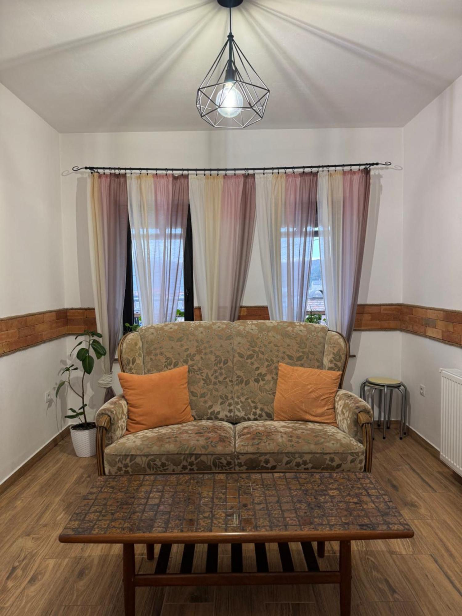 Constantin Panzio Bed & Breakfast Praid Eksteriør bilde